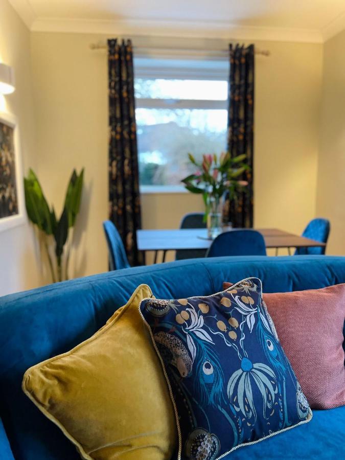 Kist Accommodates - Stylish Headingley Apartment - Parking - 500 Mps Wifi Meanwood Exterior photo
