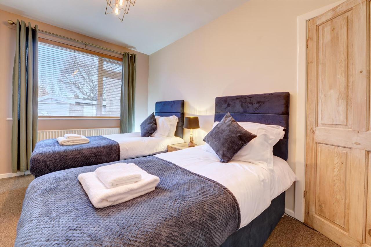 Kist Accommodates - Stylish Headingley Apartment - Parking - 500 Mps Wifi Meanwood Exterior photo